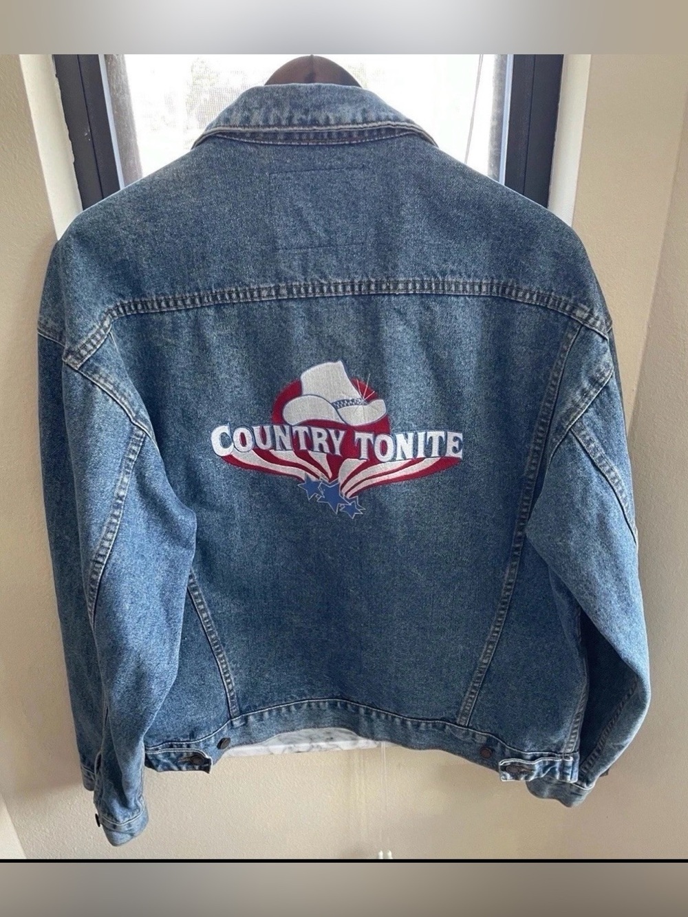 Vintage Country Tonight Jean Wear Embroidered Denim Trucker Jacket 100% Cotton